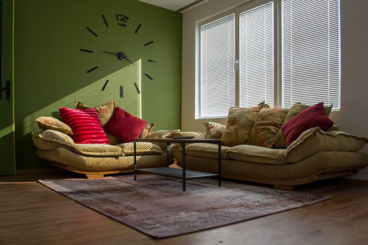 Ferienwohnung Urban Style In The Centre Warna Exterior foto