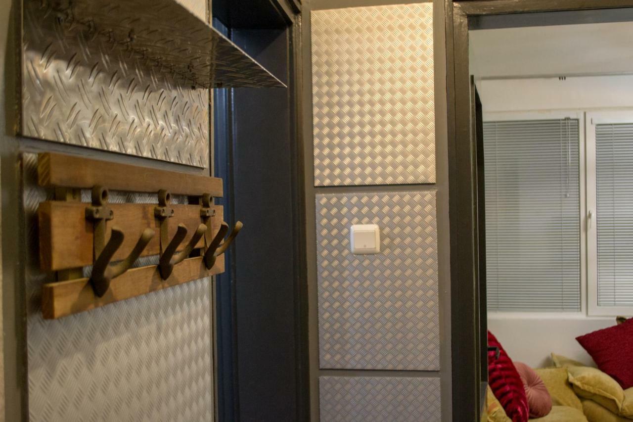 Ferienwohnung Urban Style In The Centre Warna Exterior foto