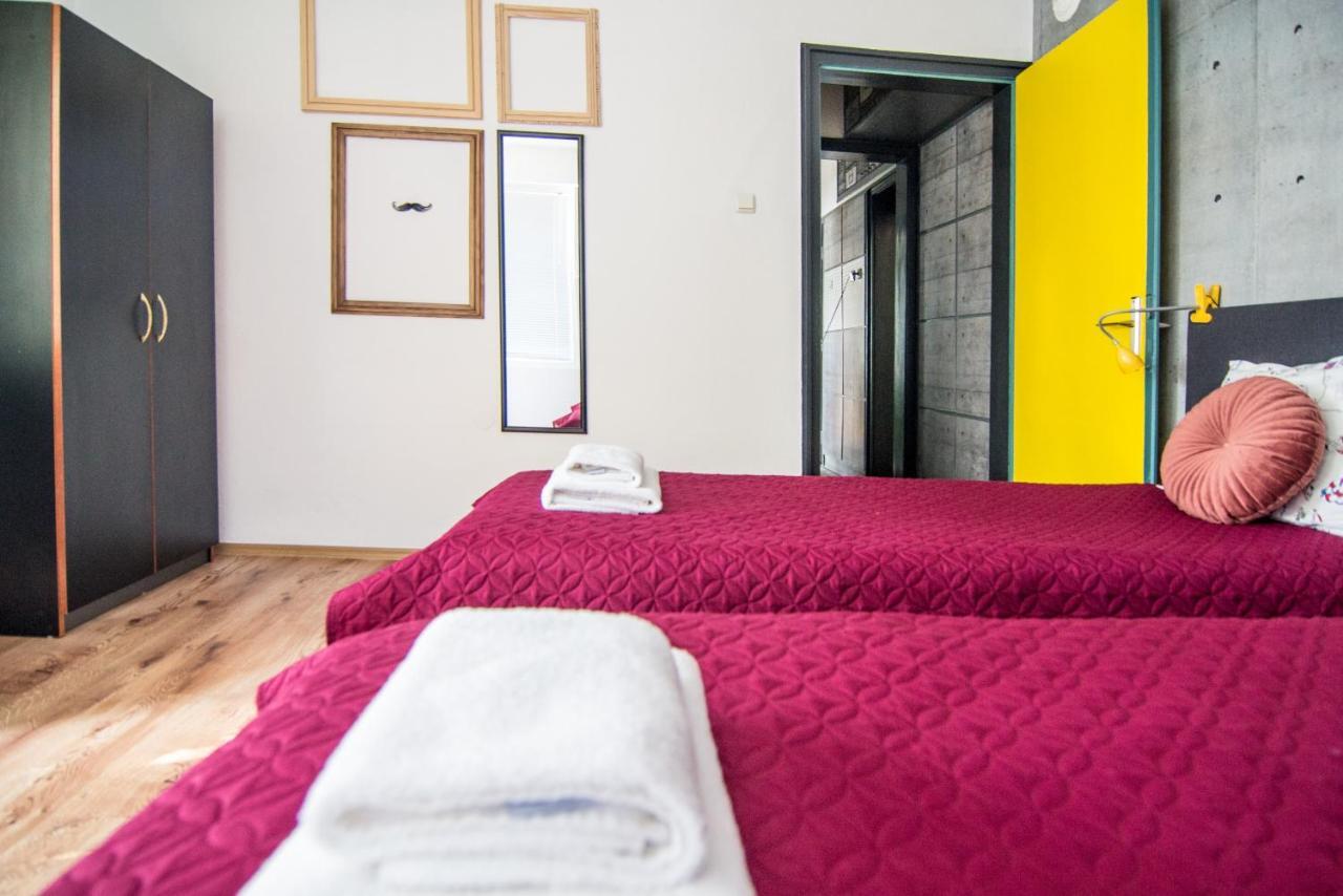 Ferienwohnung Urban Style In The Centre Warna Exterior foto
